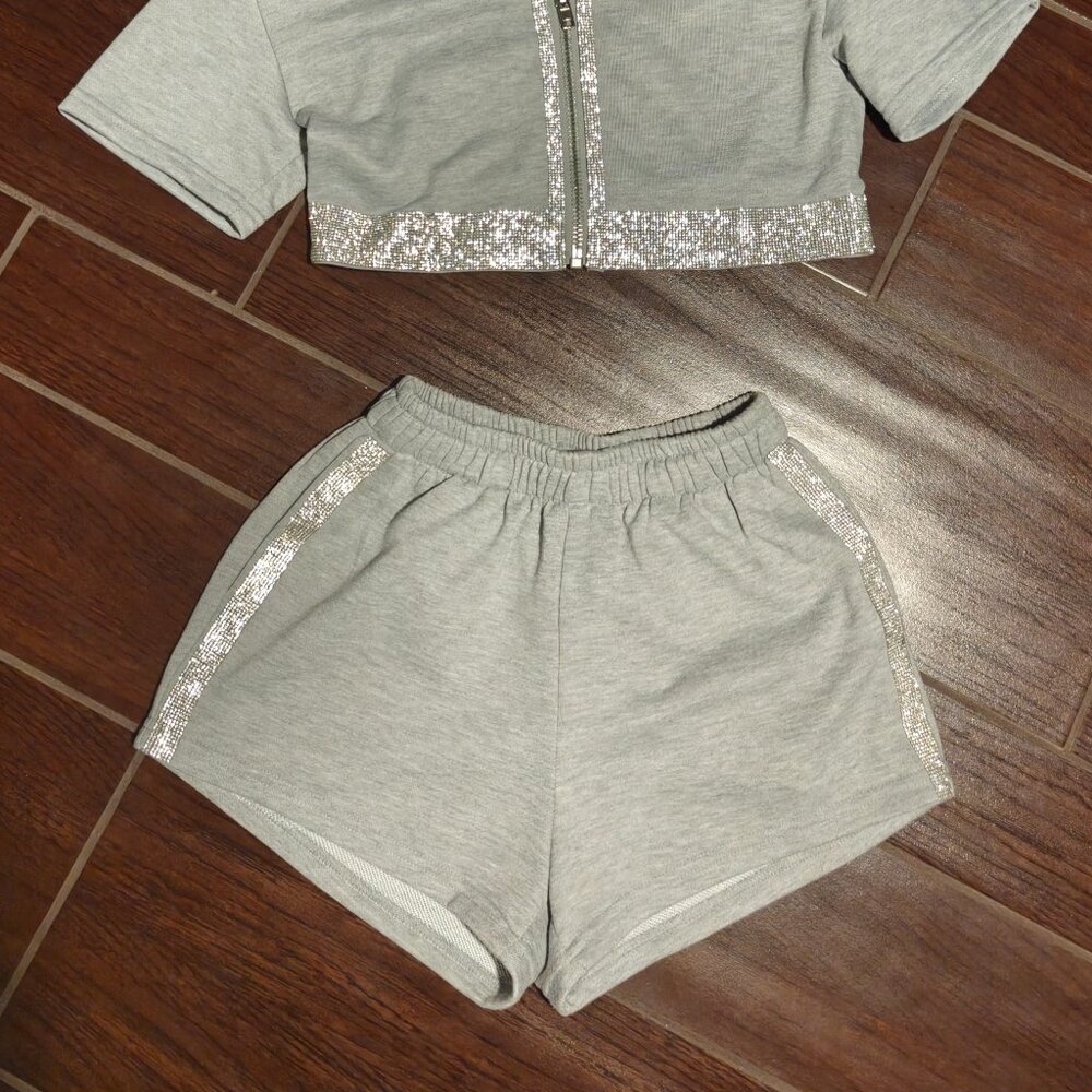 Two-piece set with bling details